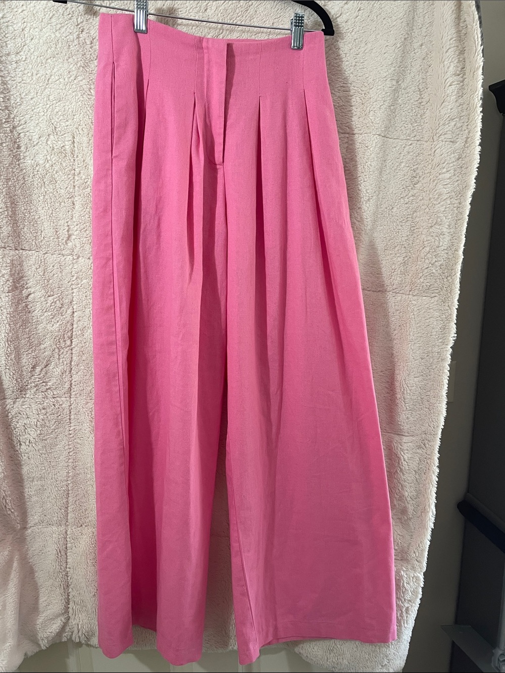 Idem Ditto High-Waist Wide-Leg Trousers in Vibrant Pink